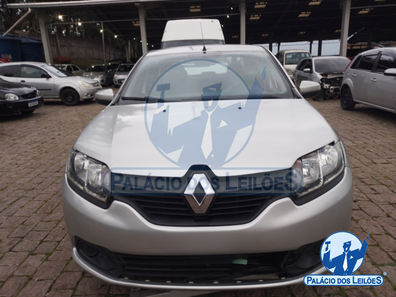 LOTE 28 RENAULT/LOGAN AUTH 10 FLEX 2017/2018 